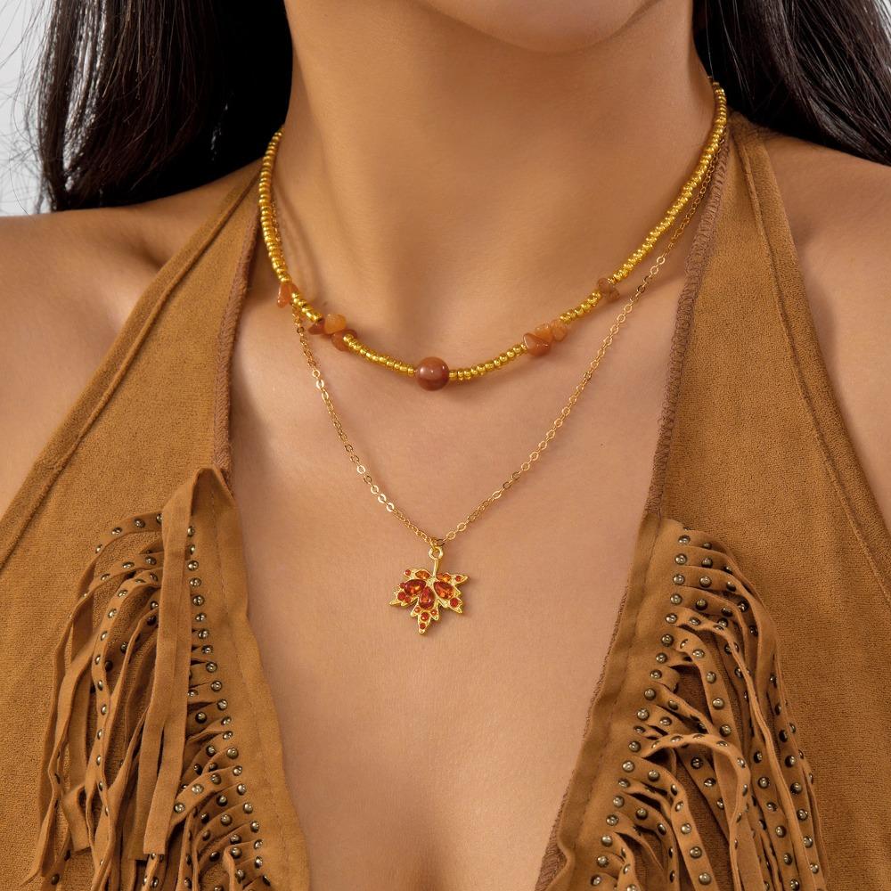 Irregular Rhinestone Necklace Alloy Pendant Necklace Fashion Maple Leaf Necklace  For Women