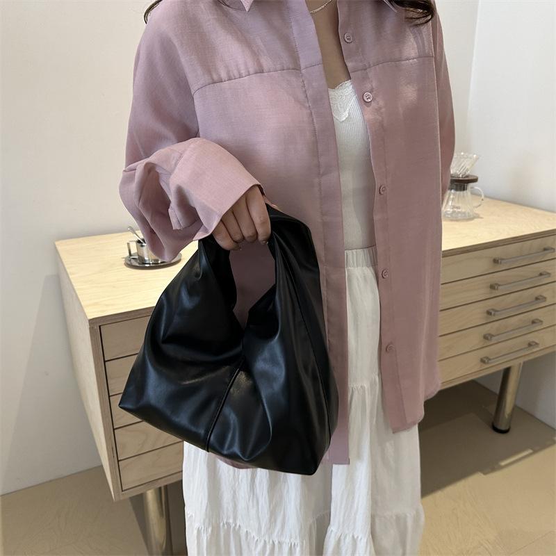 Handbag Handbag Casual Niche Design Personalized New Style Bag for Girls Commuting Pleated Bucket Bag