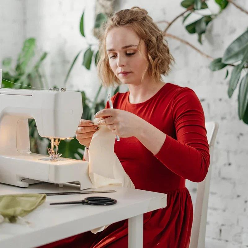 1Pcs Thread Cutter with 5Pcs Replacement Blade Aluminum Alloy Handle Stitch Unpicker Embroidery Thread Remover DIY Sewing Tools