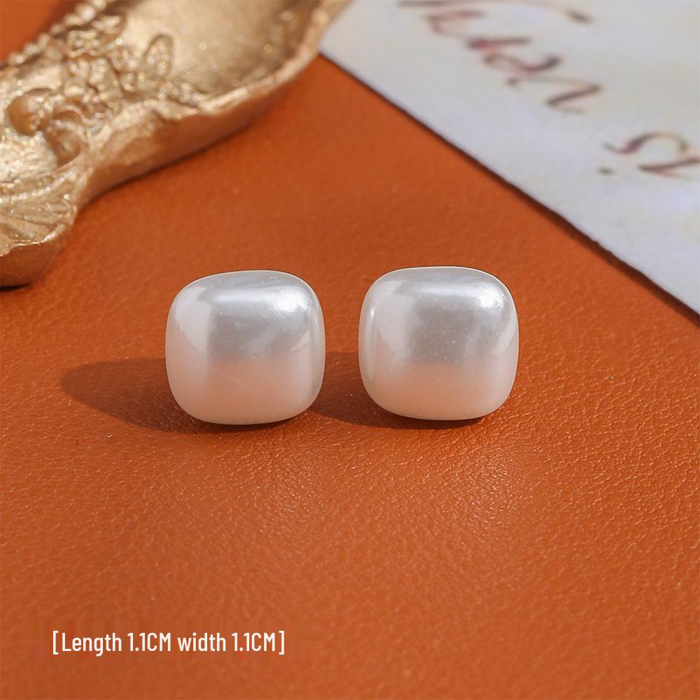 Elegant Geometric Pearl Cube Earrings - Simple, Fashionable, and Versatile