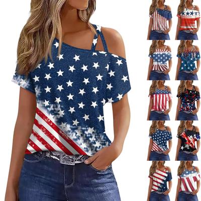 Camiseta de manga corta con hombros descubiertos y estampado sexy del Día de la Independencia para mujer