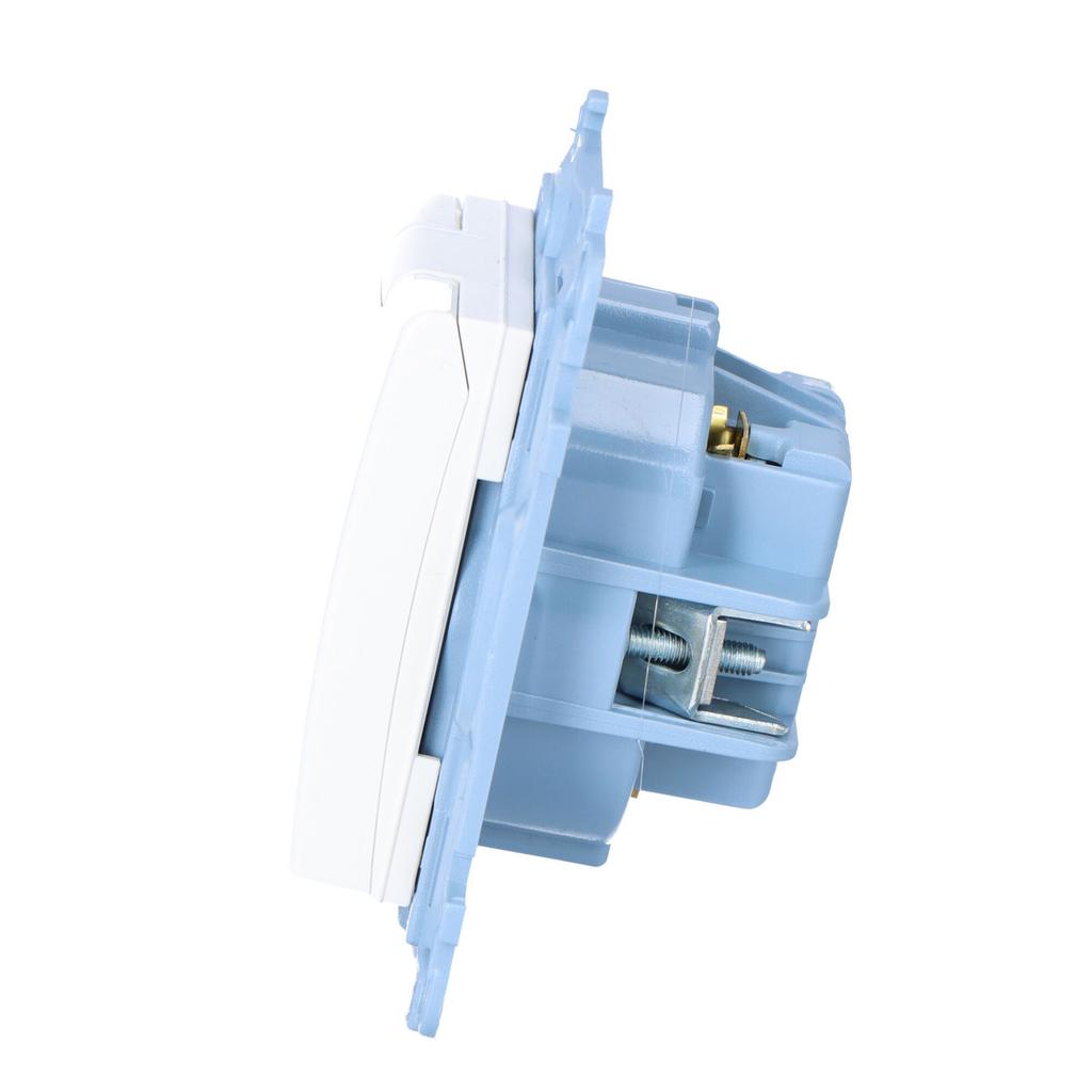 Plug socket for IP44 version with seal - flap in the color of the cover (can be