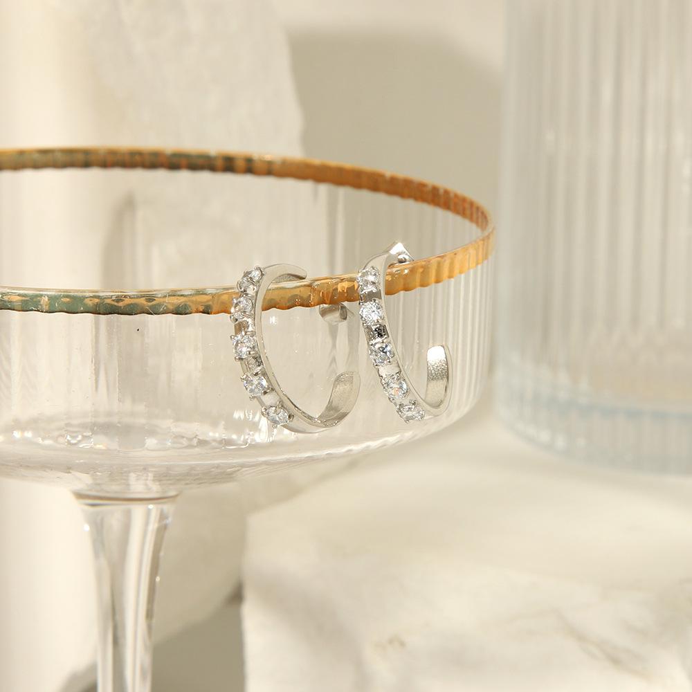 

Stylish C-Shaped Zircon Ear Hoops: Trendy Stainless Steel Fashion Earrings 18K
