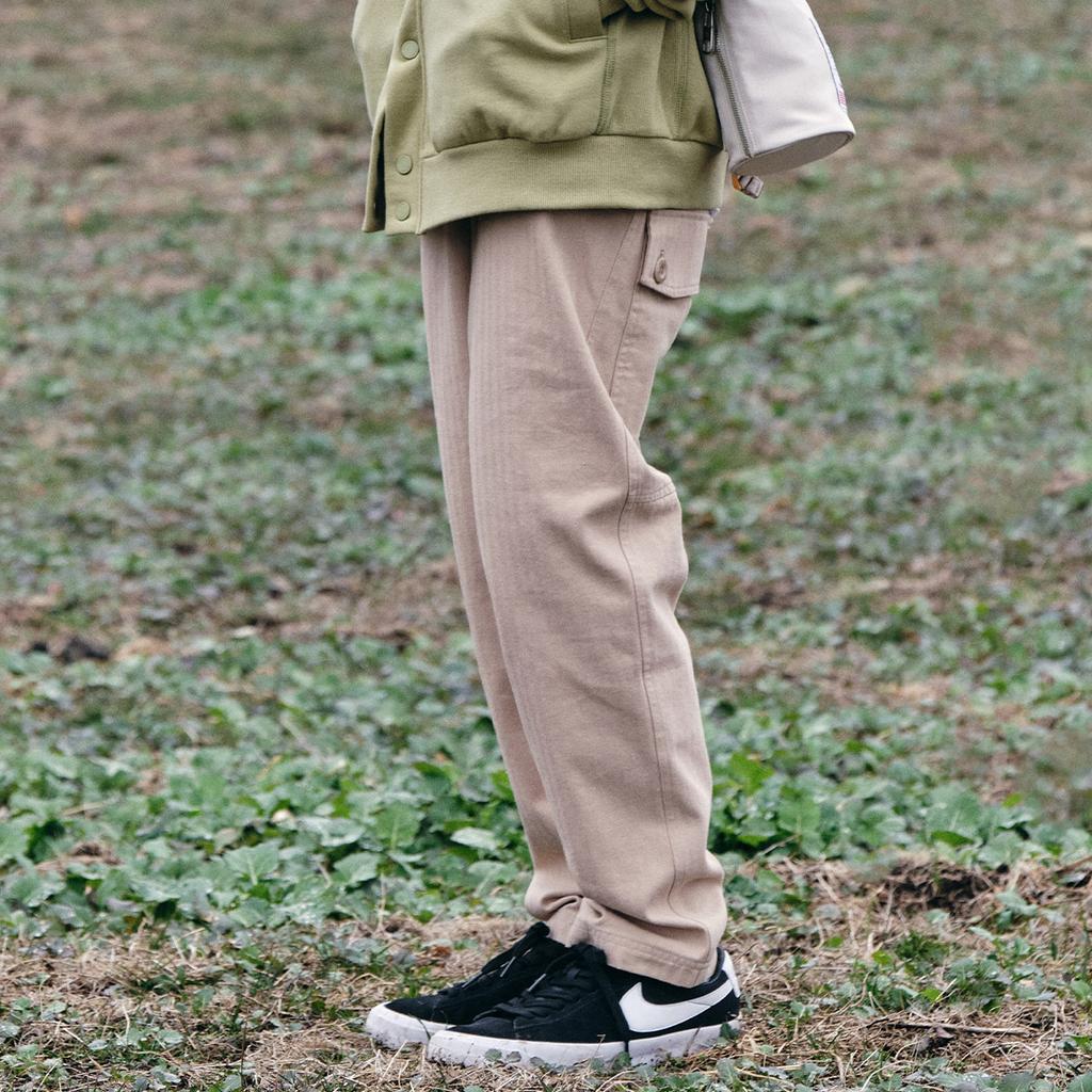 VOLCOM Herringbone Comfort Fit Cargo Pants (Beige)