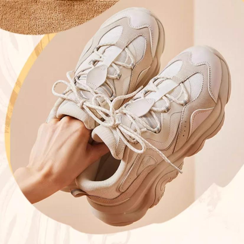Anta Sapatos Tarte de Ovo Retrô Versátil Resistente ao Desgaste Respirável Cano Baixo Sapatos Casuais Tênis Feminino Branco Marfim 122438886-2
