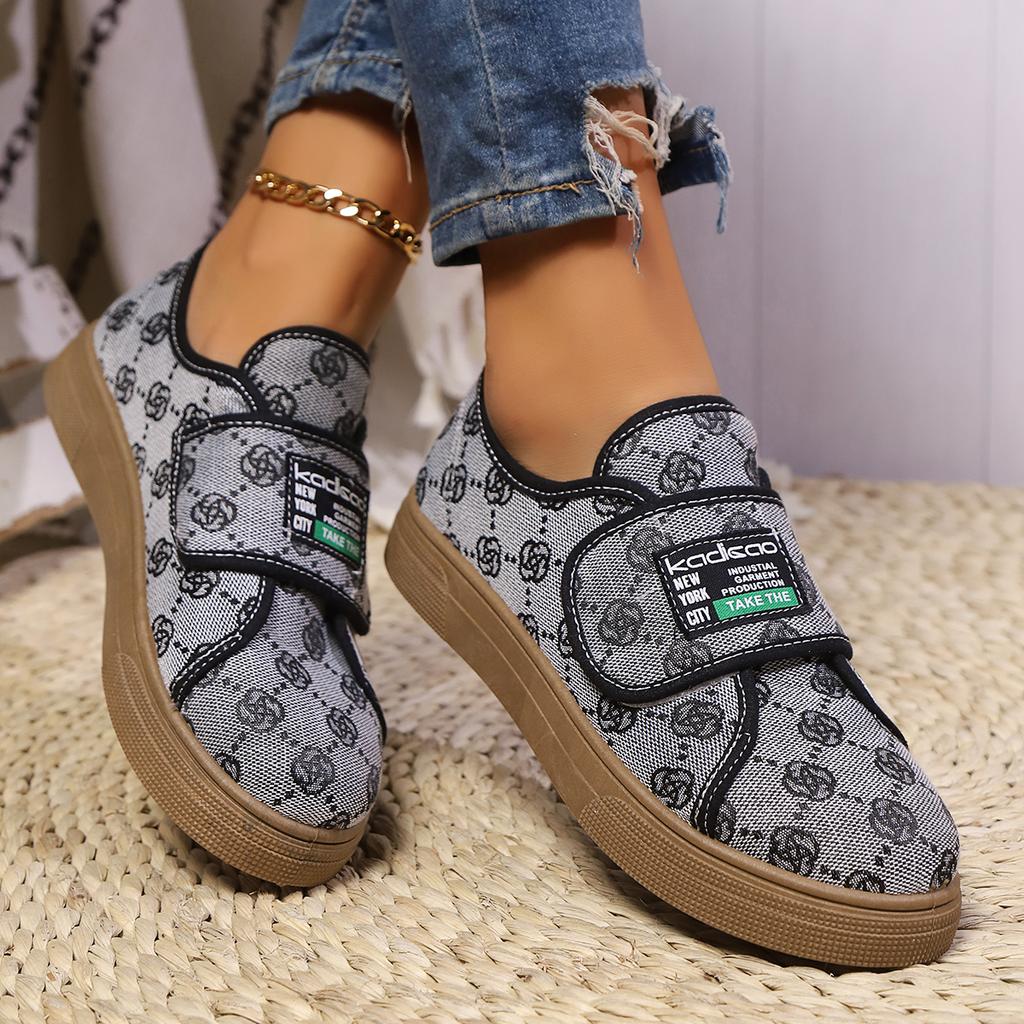 Fashion Women Sneakers Thick Sole Vulcanized Shoes Woman Embroidered Flowers Platform Sneakers Women Brand Designer Fashion Chunky Shoes