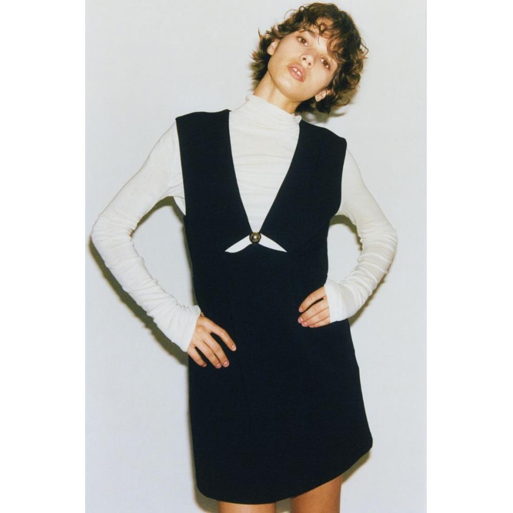 

H M sleeveless dress black