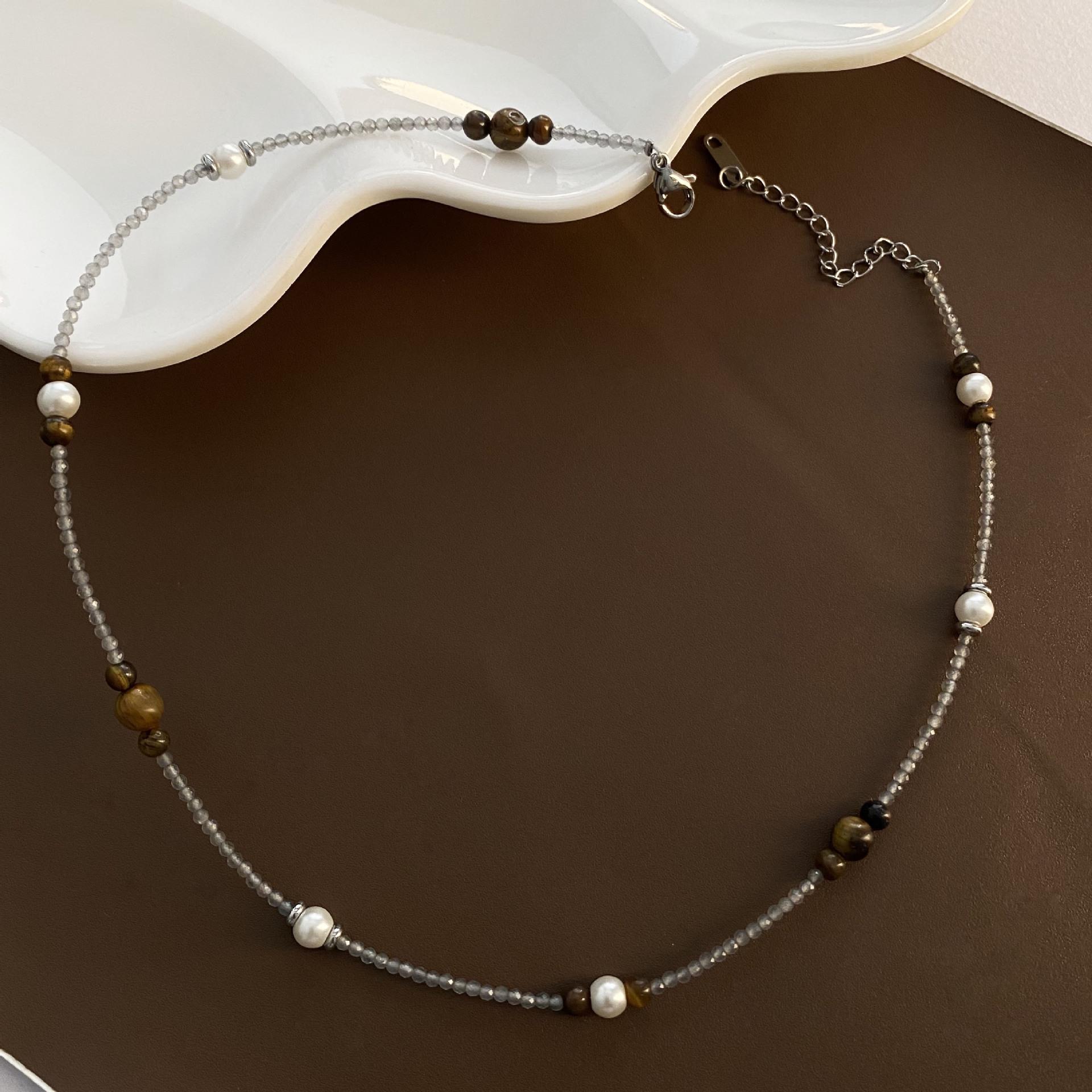 

Handmade Tiger Eye & Imitation Pearl Clavicle Chain Necklace - Women s Fashionable & Versatile Accessory