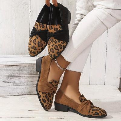 Dámské elegantní oxfordky s leopardím potiskem - Lehké ploché boty se špičatou špičkou, pohodlné celoroční boty s gumovou podrážkou, ozdoba s hroty