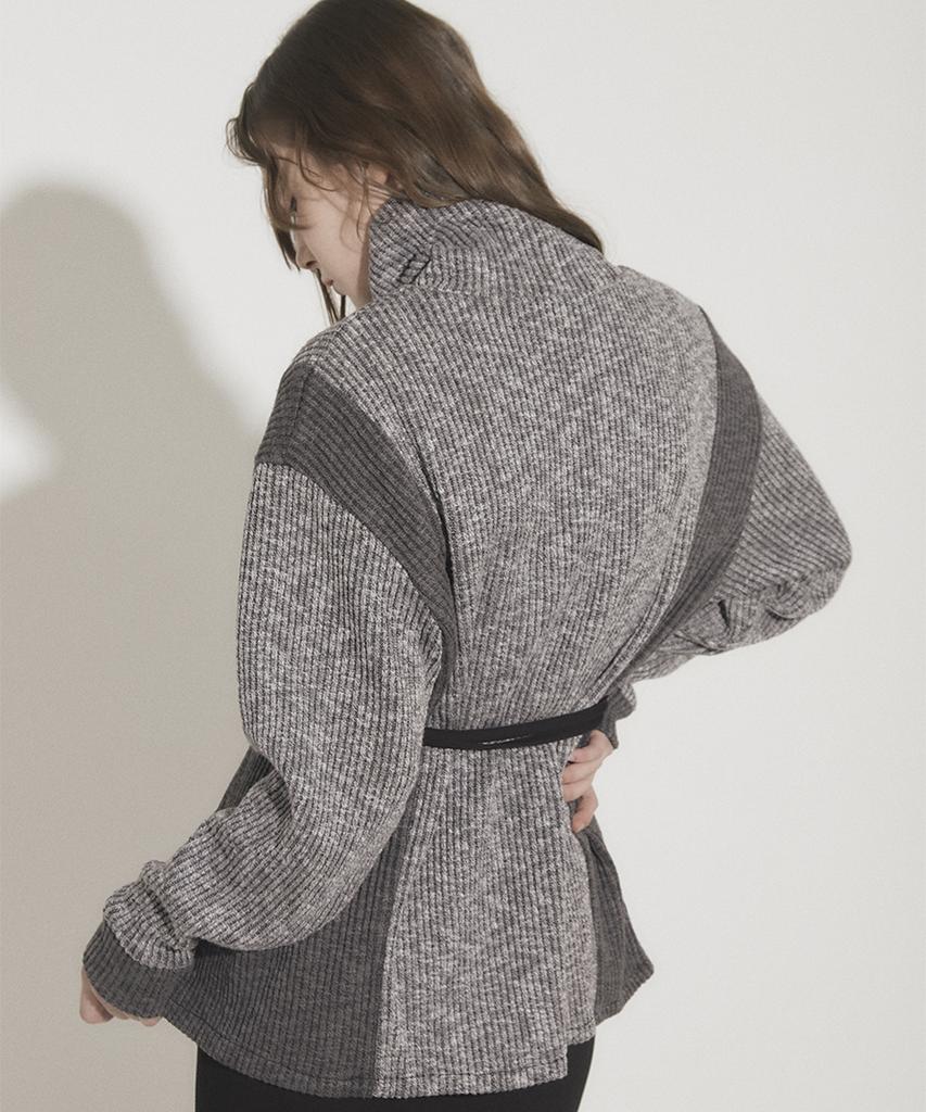 Eoboneoseu Panel Turtleneck Pullover [Grey]