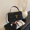 New Fashion Snake Pattern Bacchus Bag Portable Shoulder Messenger Women's Bag