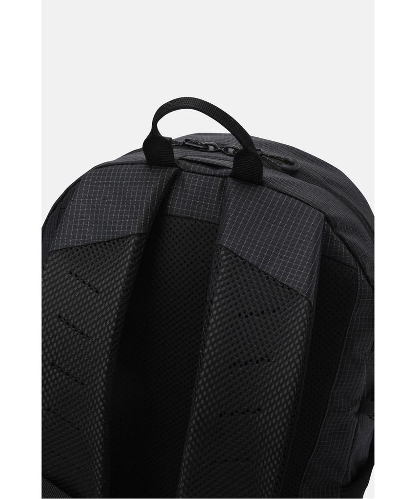 Kolon Sport Teardrop-Style Axiom Backpack 10L Qebxx26211Blk