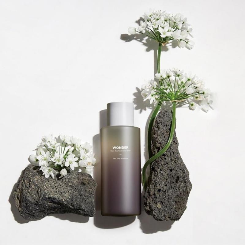 HARUHARU WONDER Schwarzer Reis Hyaluron-Toner, 150 ml