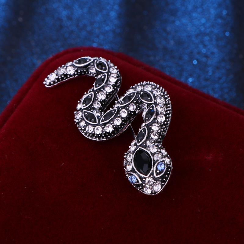 

Винтажная брошь из хрустального камня в виде коричневой змеи анаконды, металлическая, великолепная брошь со стразами, преувеличенная брошь в виде питона, боа, маленькая булавка для женщин, мужчин