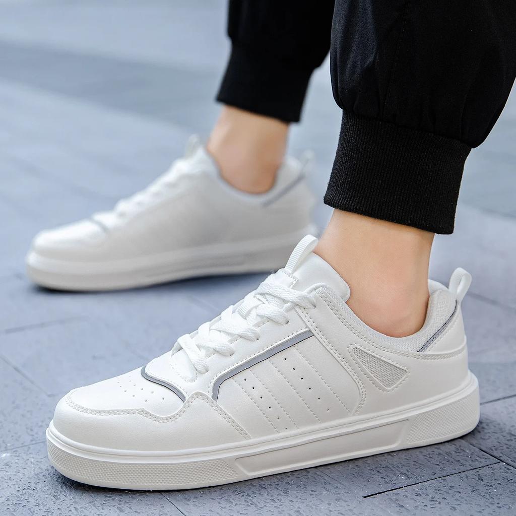 Fashion Non-slip Strappy White Casual Sneakers Vulcanize Orange Trainers Golf Shoes Men Sports Loafersy 2025summer Dropship Trends