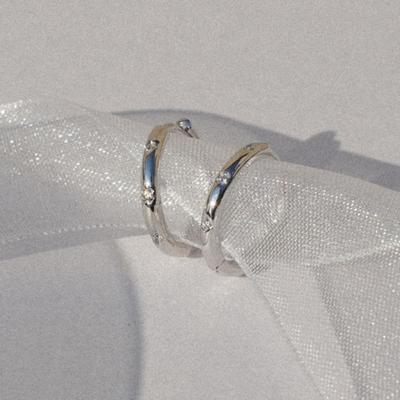 POSTLUDE [SILVER] 2 SIMPLE STAR SETTING HOOP E