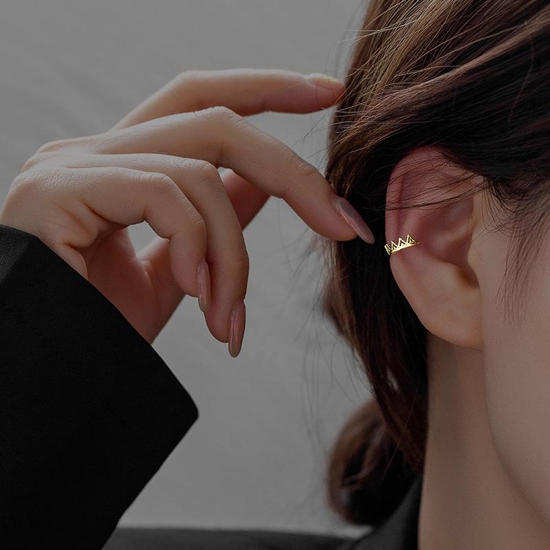 Banyan Tree S925 Silver Crown Ear Clip - No Piercing, Trendy Cold French Style for Women
