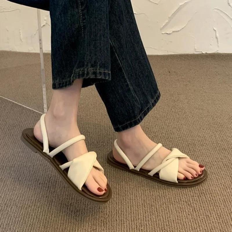 Outdoor Ladies Shoes No Heel Women's Sandals Low Price Daily Korea Footwear Sales 2025 Trend Comfort Asian Size Luxury The Best