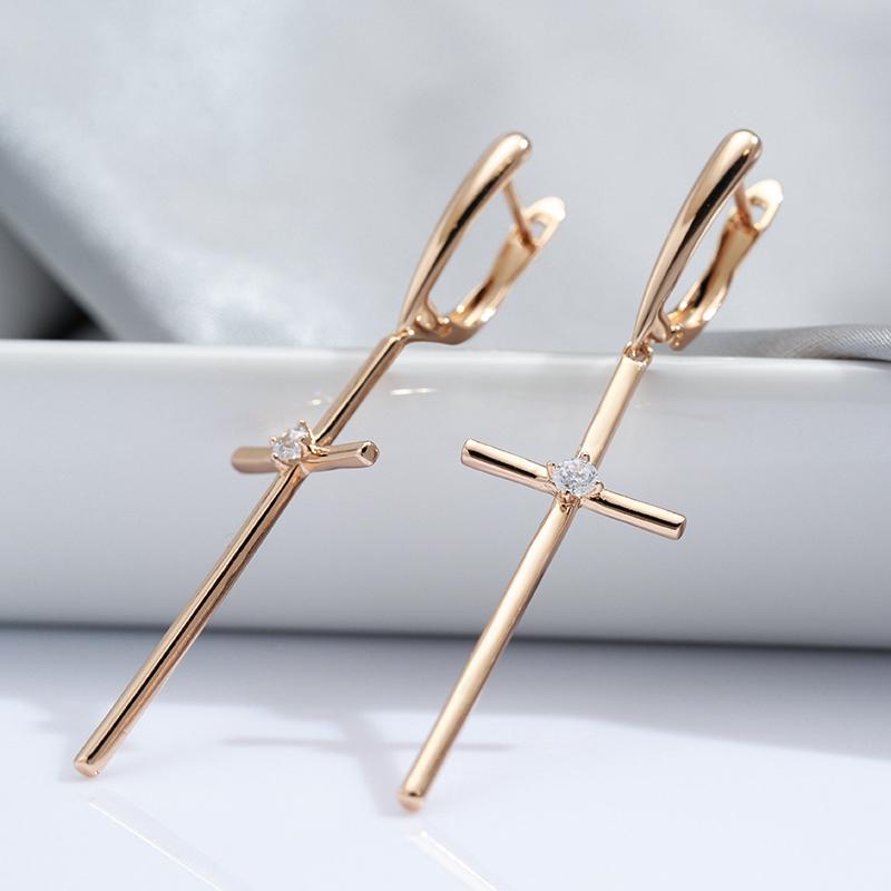 Roségold Farbe Glänzend Kreuz Lange Hängende Ohrringe Für Damen Mode Natürlicher Zirkon Accessoires Religion Schmuck