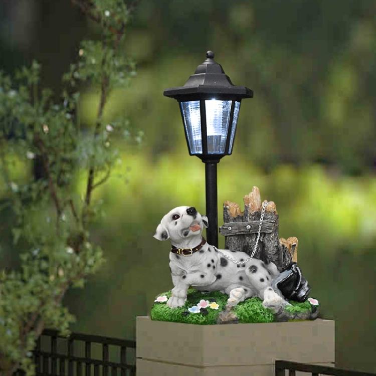 Realistic Resin Dog Garden Decoration with Solar Lighting Hand Painted Dog Figurine for Porch and Balcony Yard Ornament