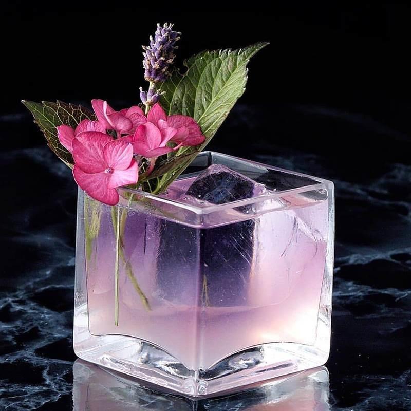 Neuestes Cocktailglas für die Bar, 2023, unverwechselbare Guanyin-Flasche, Cocktailbecher, bleifreies Glas, Mixgetränkebecher, Smoothie-Saftbecher