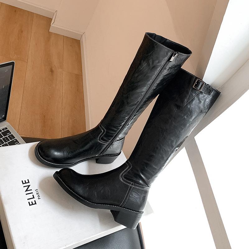 New spot autumn and winter new Manchester winter~ washed horse leather retro thick heel buckle with high boots female knight