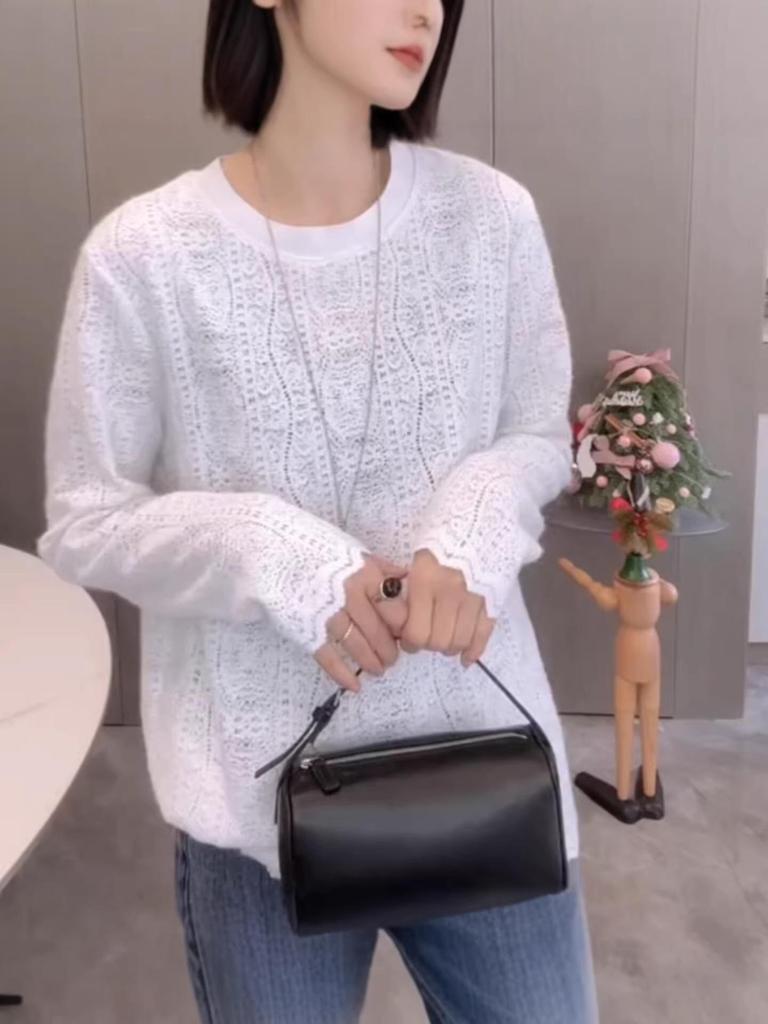 2025 Korean Winter Lace Crochet Knit Pullover: Women's Loose & Stylish Design Top