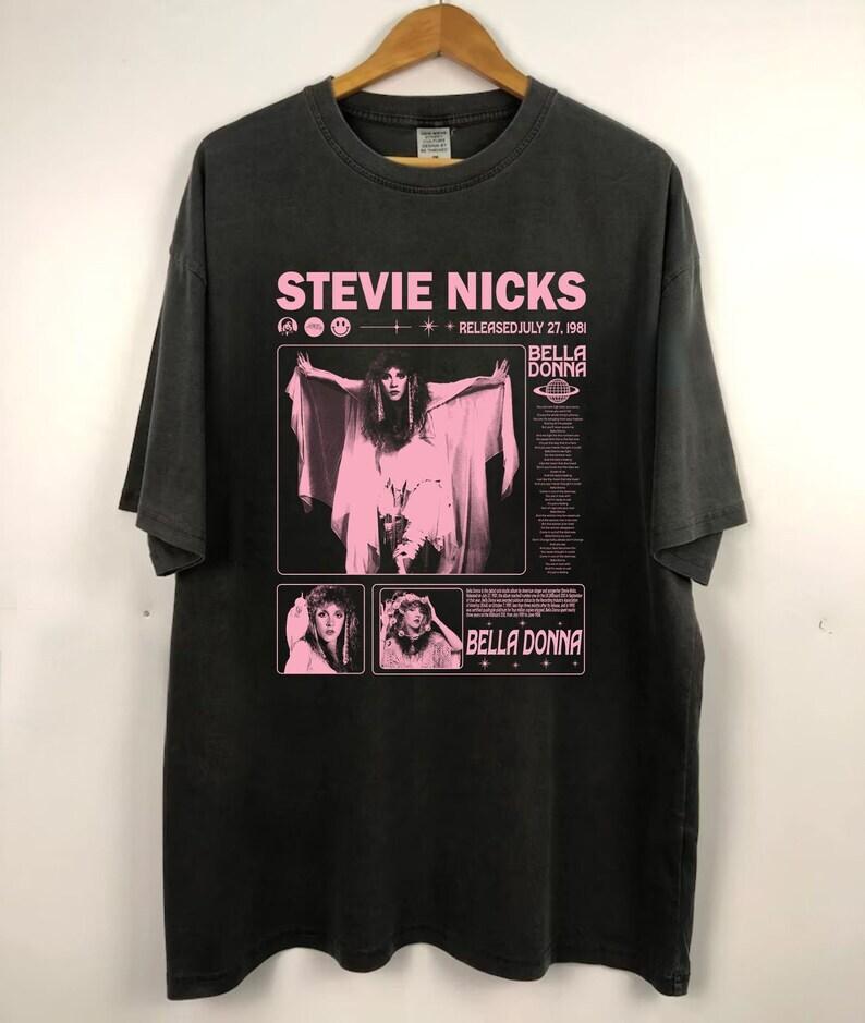 Stevie Nicks Retro Tshirt, Fleetwood Mac Style Unisex Tshirt Reprint KH6533 Unisex T-Shirt L