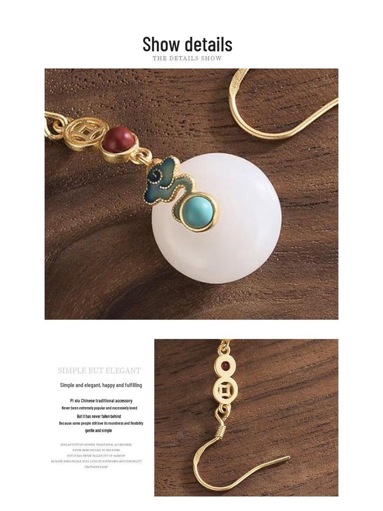 Ohrringe Sicherheitsverschluss aus Hetian-Jade im Hofdesign mit Cloisonné-Wolkenmotiv aus Gold – Chinesischer Retro-Stil für Damen