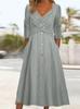Damen V-Ausschnitt Langarm Midi Kleid Schlanke Passform Hohe Taille Lässiges Tageskleid 2026 Herbst Uni Strick Wickeloptik Knopfleiste A-Linien-Kleid