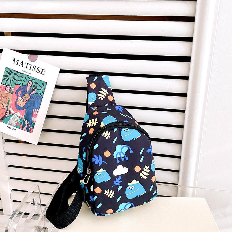 

Adorable Korean Style Children s Mini Shoulder Bag Colorful Animal Print Canvas For Lightweight Outings чорний