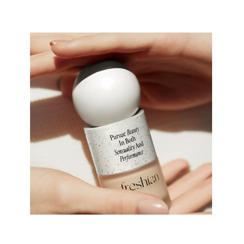 Freshian Egg-like Foundation (Vegan) SPF35/PA++ 30ml