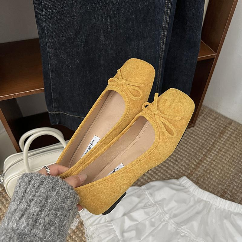 

Модные туфли-балетки с квадратным носком и бантом-бабочкой для женщин, повседневные слипоны на мягкой подошве, нарядные балетки, туфли Мэри Джейн 35 жёлтый
