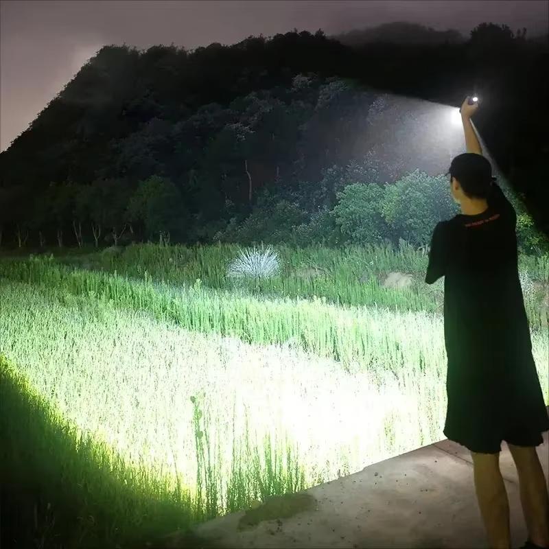 100000 ლმ ულტრა მძლავრი LED ფანარი, მრავალჯერადი დატენვის ტიპი-C ფანარი, შორ მანძილზე 2000 მ, ტაქტიკური ფანარი თევზაობისთვის, ნადირობისთვის