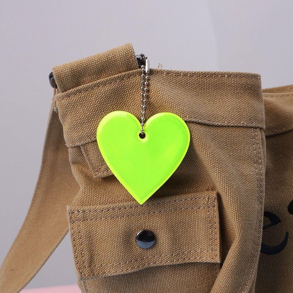 High Visible Reflector Keyrings PVC Material Heart Shap Keychain  Backpacks Strollers