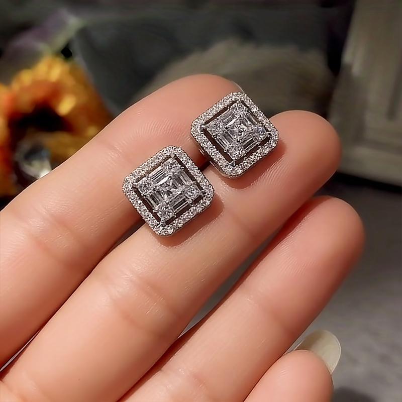 Exquisite, fashionable, personalized, creative square earrings, sweet ladies' creative temperament, versatile party earrings