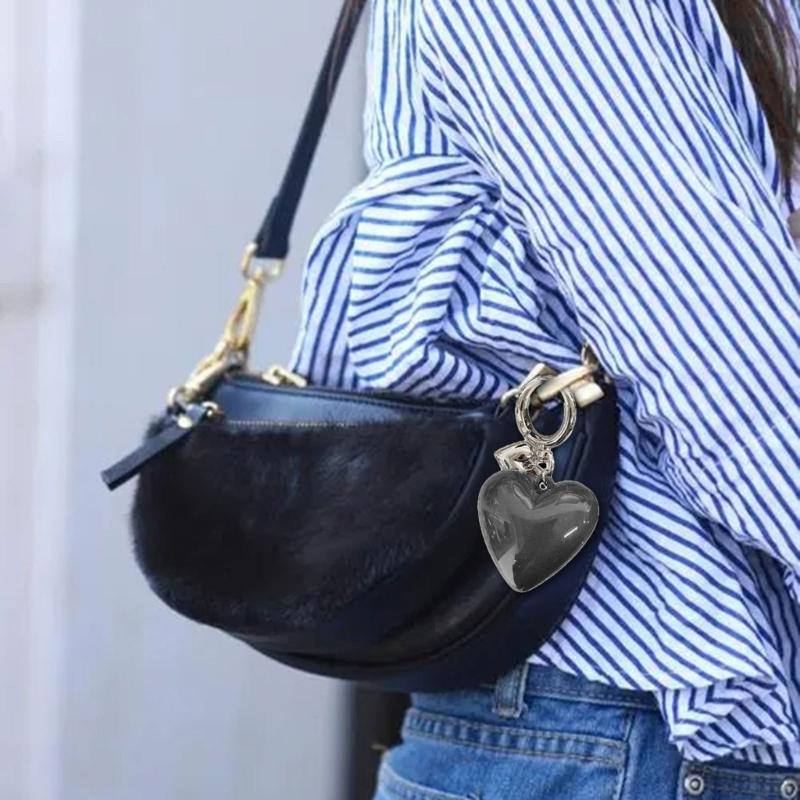 Stylish Keychain with Large Heart Pendant Dainty Heart Keyring Stylish Key Chain Delicate Decoration for Key and Bag