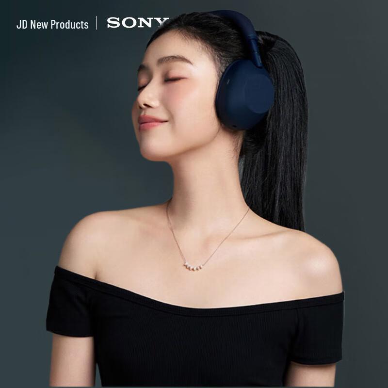 

Sony WH-1000XM6 Wireless Noise-Cancelling Headphones