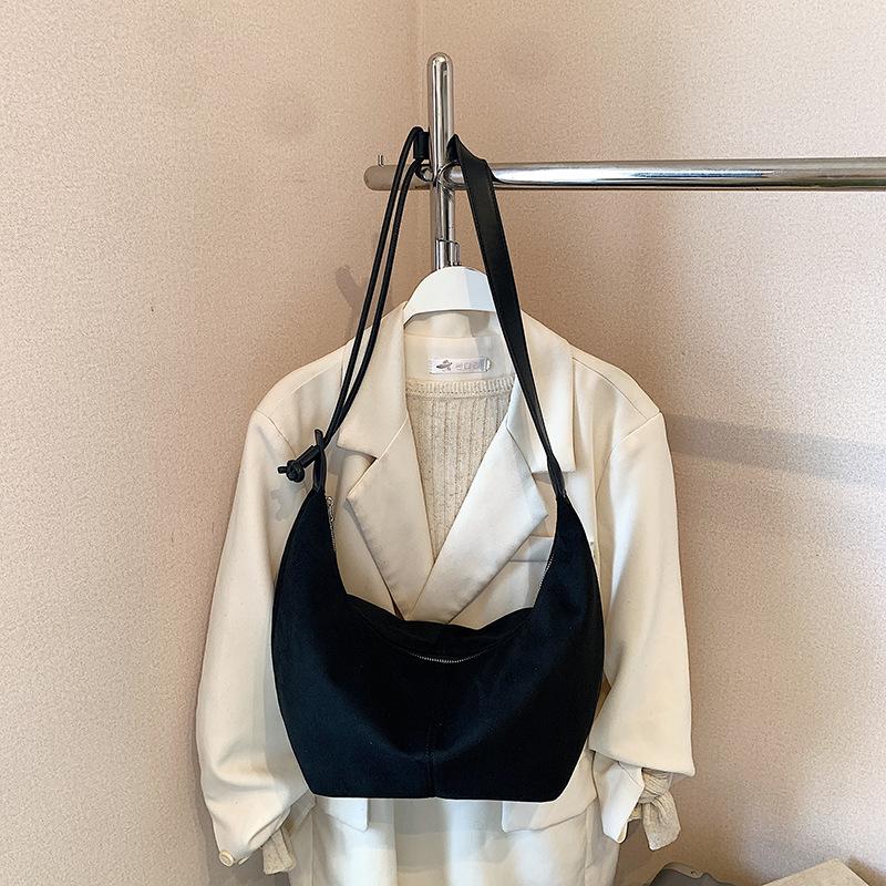 Casual commuting 2025 new tote bag autumn suede large capacity Internet celebrity explosion fashion shoulder messenger bag