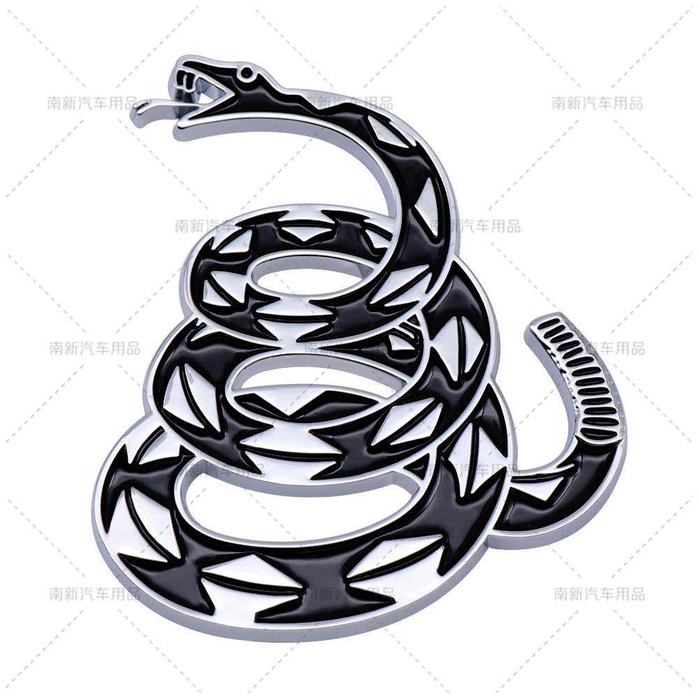3D Metal Rattlesnake Cobra Emblem Universal Car Fender Tail Side Body Modification Badge