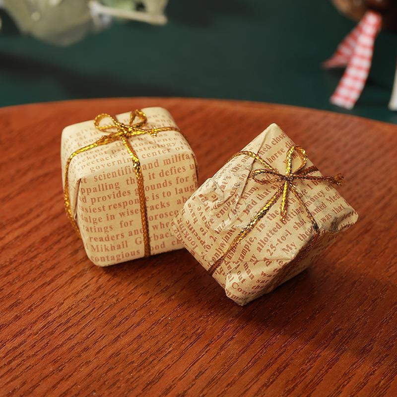 Frohe Weihnachten, mehrfarbige karierte Geschenkbox-Ornamente 2024, Weihnachtsdekoration für Zuhause, Weihnachtsbaum, hängender Anhänger, Navidad