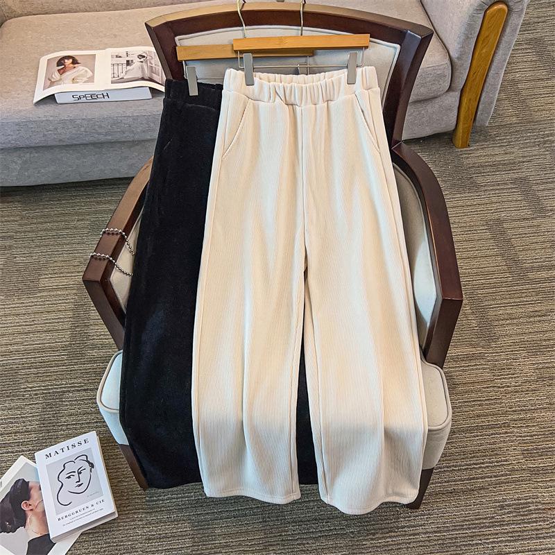 5136 Winter Plus-Size Women's High-Waist Velvet Pants, Loose Fit (Sizes up to 300 Jin)
