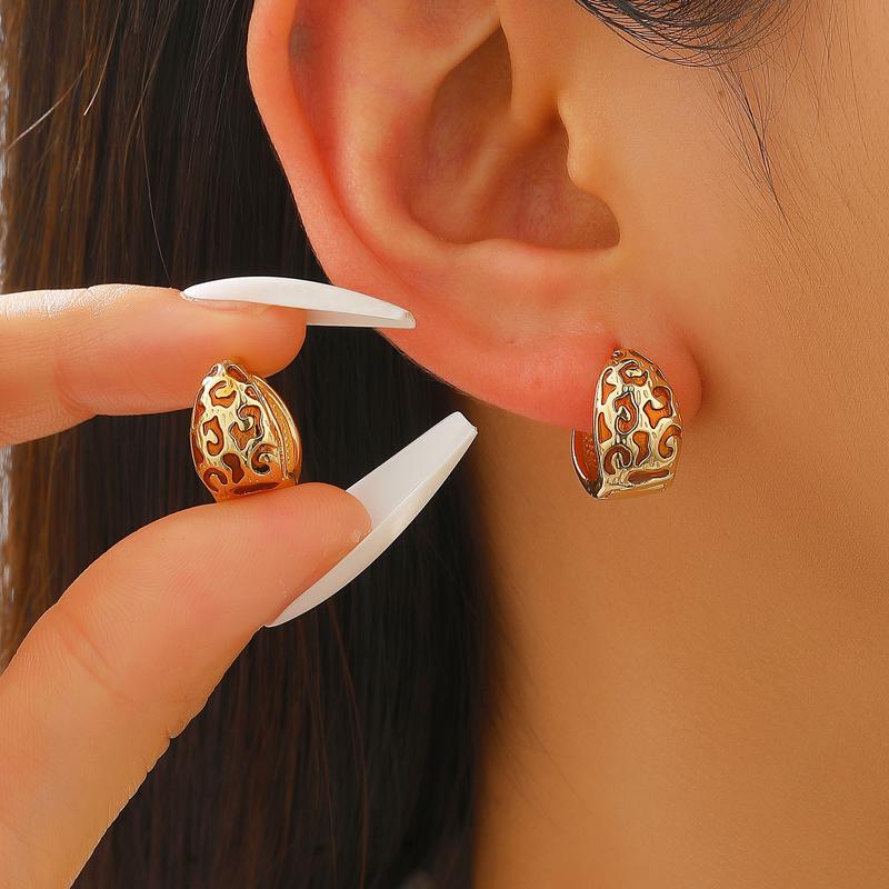 French Retro Coffee Leopard Print Hoop Earrings for Women Gothic Gold Color Personality Ear Buckle Earrings Punk Zircon Gifts