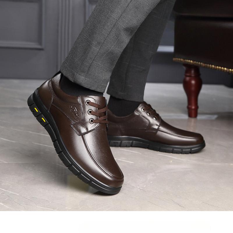 Men's Genuine Leather Casual Shoes Retro Handmade Soft Sole Light Business Shoes for Men Outdoor Leisure Driving Men's Casuals