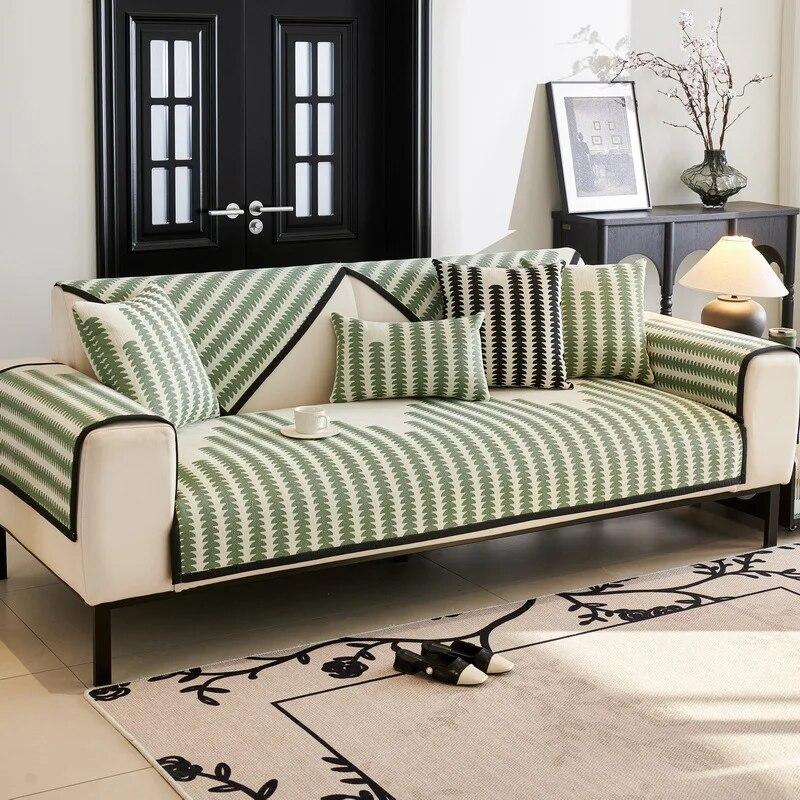 

Non-Slip Chenille Sofa Cover Striped Geometric Design Universal Fit for 1/2/3/4 Seater L-Shape Couch Protector 70x70cm 1pcs