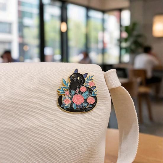 Brooch Pin Cartoon Cat Design Zinc Alloy Pin with Rhinestone Inlay Hand-Painted Enamel Suits Coats Sweaters Badge