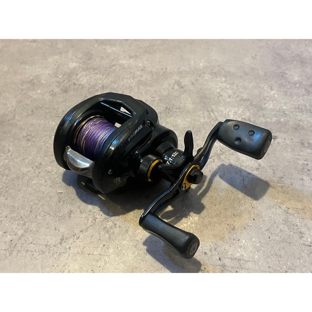 Used Abu Garcia PROMAX bait reel with translation