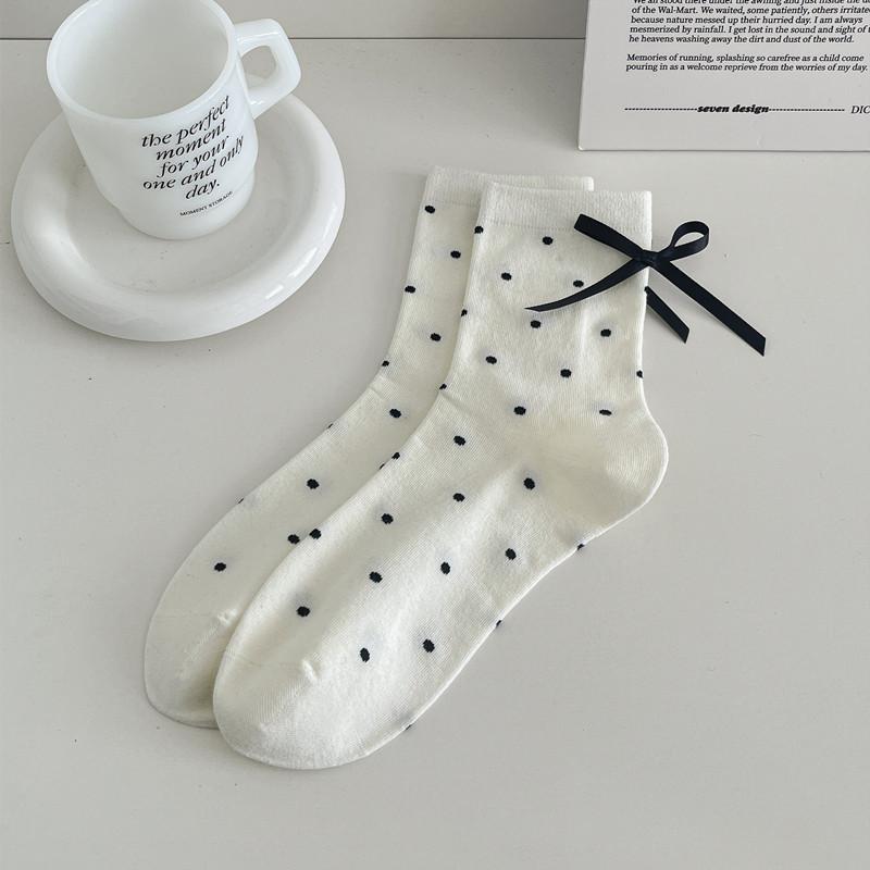 Female Spring and Autumn All Tie Bowknot Wave Dot Lace Fold Wear In The Tube Pile Pile Cotton Socks