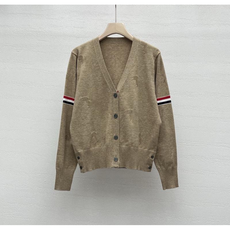 European Academy Style V-neck Logo Jacquard Cardigan - Spring Collection