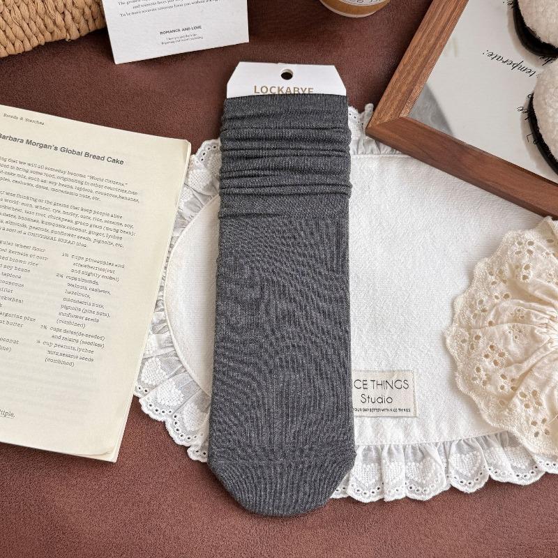 Women's Pure Cotton Autumn and Winter Extended Vertical Boneless Pile Socks Solid Color Versatile Mid-calf Socks Long Socks